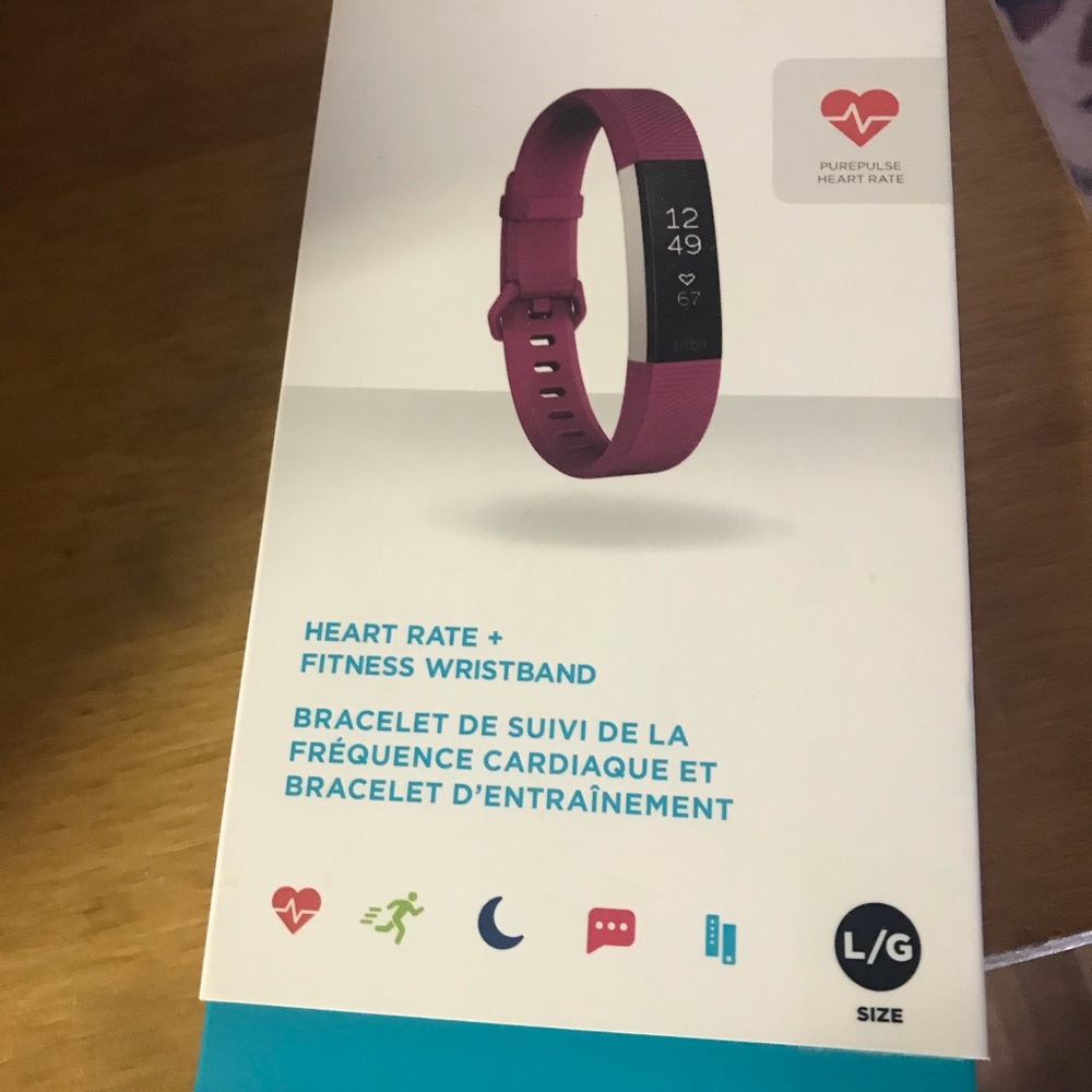 Fitbit Purple Alta HR new charger included